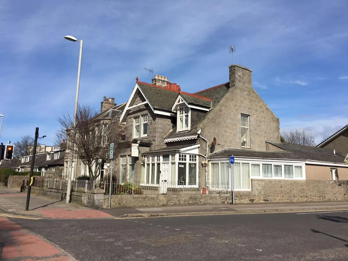 Brentwood Villa Bed And Breakfast Aberdeen